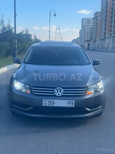 Volkswagen Passat 2013, 215,000 km - 2.5 л - Sumqayıt