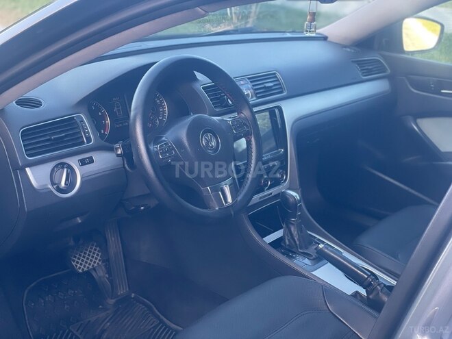Volkswagen Passat 2013, 215,000 km - 2.5 л - Sumqayıt