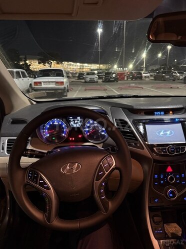 Hyundai Elantra 2014, 273,588 km - 1.8 л - Bakı