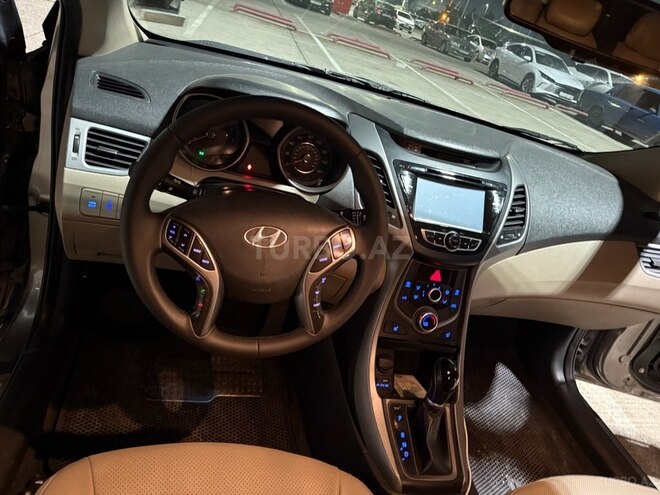 Hyundai Elantra 2014, 273,588 km - 1.8 л - Bakı