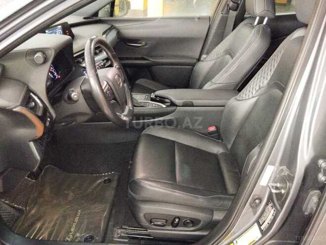 Lexus UX 250h 2021, 25,750 km - 2.0 l - Bakı