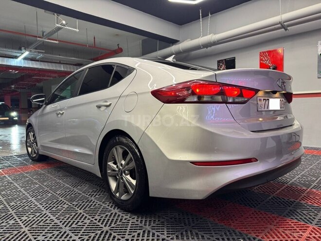 Hyundai Elantra 2017, 167,860 km - 2.0 л - Bakı