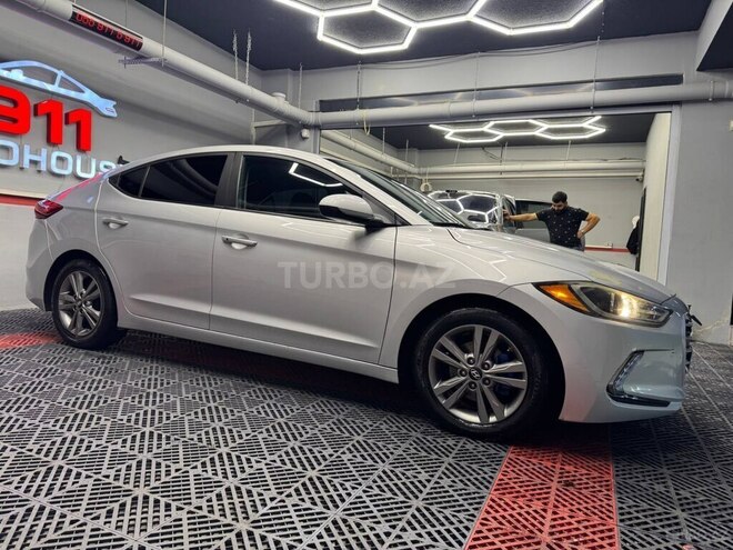 Hyundai Elantra 2017, 167,860 km - 2.0 л - Bakı