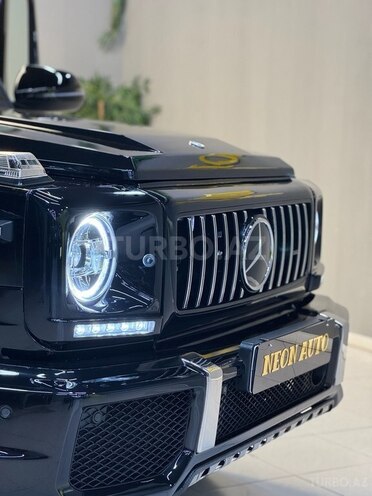 Mercedes G 500-6