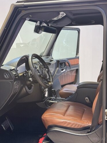 Mercedes G 500-12