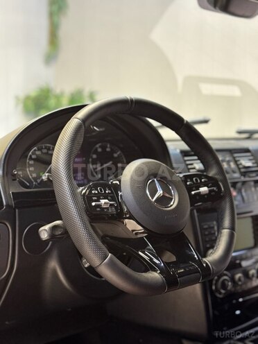Mercedes G 500-13