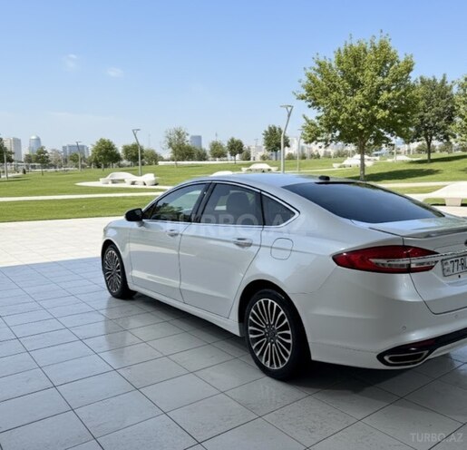 Ford Fusion (North America) 2018, 123,117 km - 2.0 l - Bakı