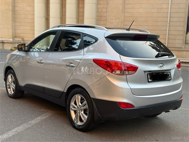 Hyundai ix35 2012, 172,000 km - 2.0 л - Bakı