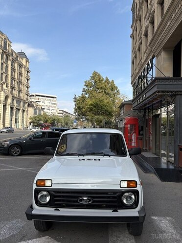 LADA (VAZ) Niva 2015, 100,000 km - 1.7 l - Bakı