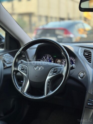 Hyundai Grandeur 2016, 174,000 km - 2.2 л - Bakı