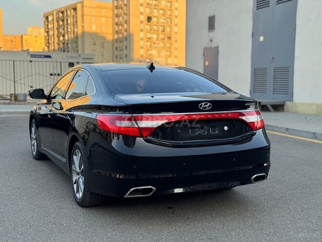 Hyundai Grandeur 2016, 174,000 km - 2.2 л - Bakı