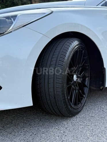 Hyundai Grandeur 2015, 178,000 km - 2.2 л - Bakı