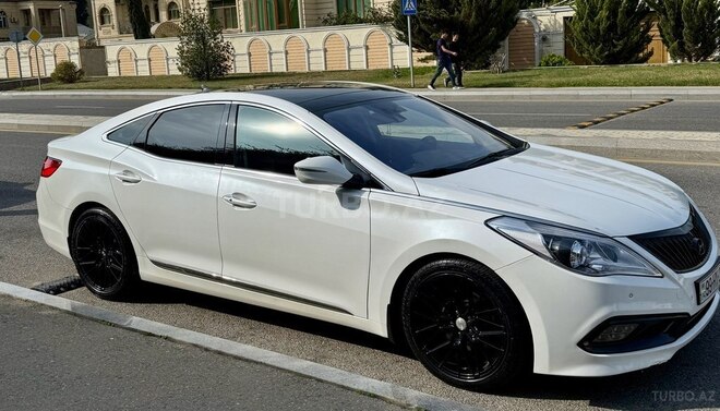 Hyundai Grandeur 2015, 178,000 km - 2.2 л - Bakı
