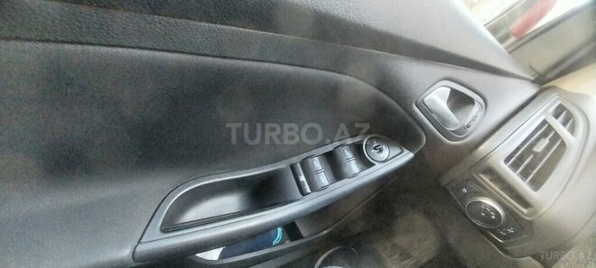 Ford Focus 2016, 200,000 km - 2.0 l - Bakı