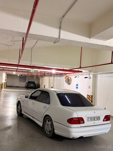 Mercedes E 230 1998, 275,000 km - 2.3 l - Bakı