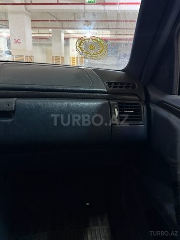 Mercedes E 230 1998, 275,000 km - 2.3 l - Bakı