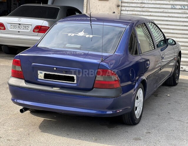 Opel Vectra 1996, 300,000 km - 2.0 l - Bakı