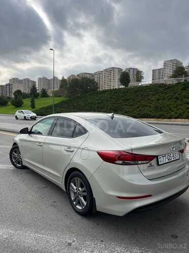 Hyundai Elantra 2017, 25,391 km - 2.0 л - Bakı