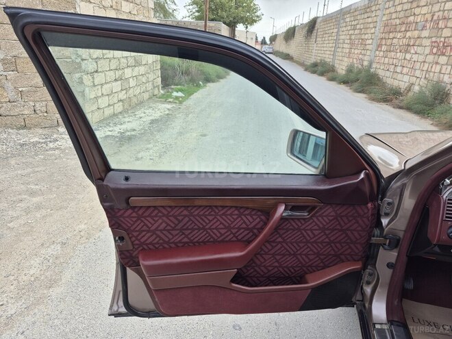 Mercedes C 180 1993, 227,000 km - 1.8 l - Bakı
