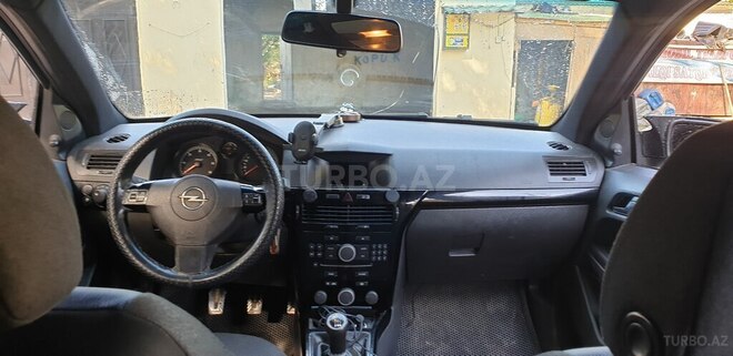 Opel Astra 2005, 500,560 km - 1.3 l - Qazax