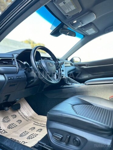 Toyota Camry 2018, 130,000 km - 2.5 l - Bakı