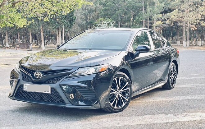 Toyota Camry 2018, 130,000 km - 2.5 l - Bakı