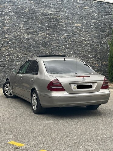 Mercedes E 300 2006, 297,000 km - 3.0 l - Bakı