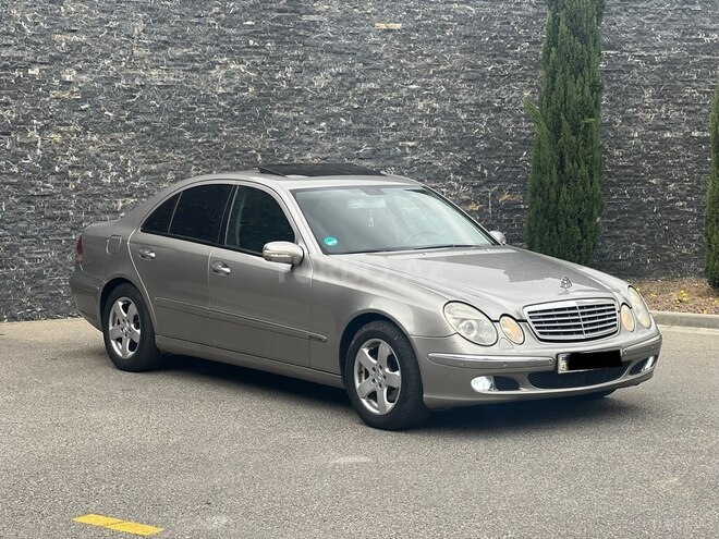 Mercedes E 300 2006, 297,000 km - 3.0 l - Bakı