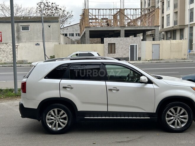 Kia Sorento 2011, 290,000 km - 2.0 l - Bakı