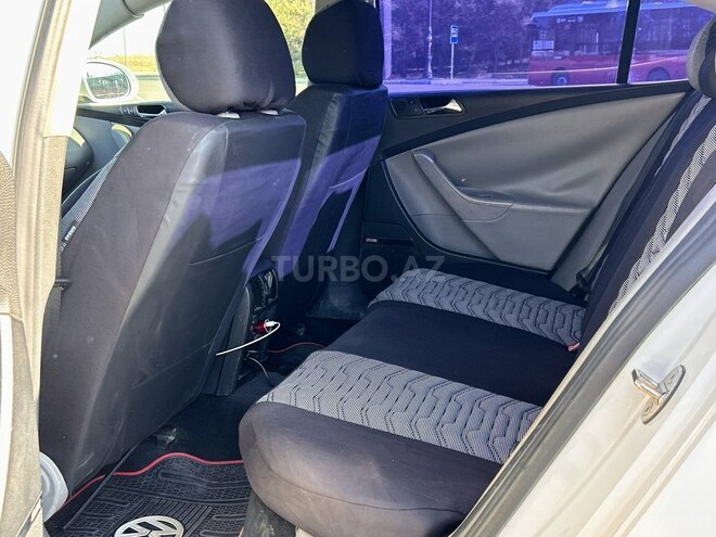 Volkswagen Passat 2005, 345,000 km - 2.0 л - Bakı