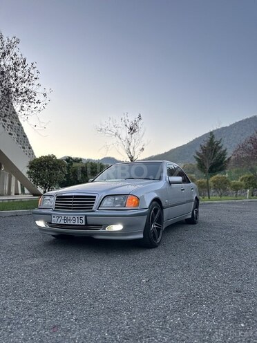 Mercedes C 200 1999, 315,000 km - 2.0 l - Qəbələ
