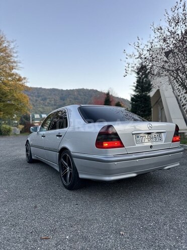 Mercedes C 200 1999, 315,000 km - 2.0 l - Qəbələ