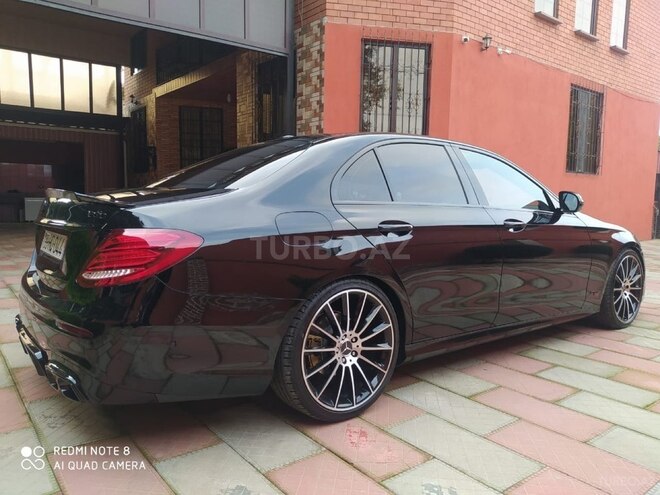 Mercedes E 300 2018, 121,352 km - 2.0 l - Masallı