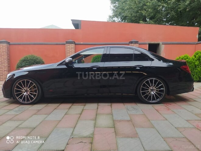 Mercedes E 300 2018, 121,352 km - 2.0 l - Masallı