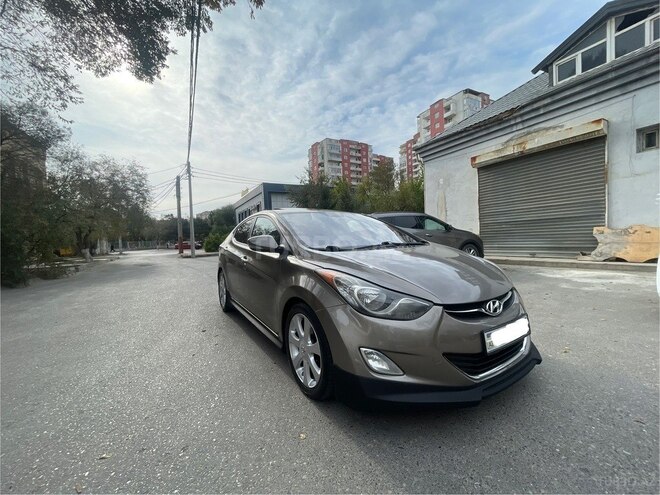 Hyundai Elantra 2012, 197,610 km - 1.8 l - Sumqayıt