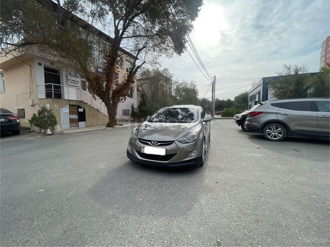 Hyundai Elantra 2012, 197,610 km - 1.8 l - Sumqayıt