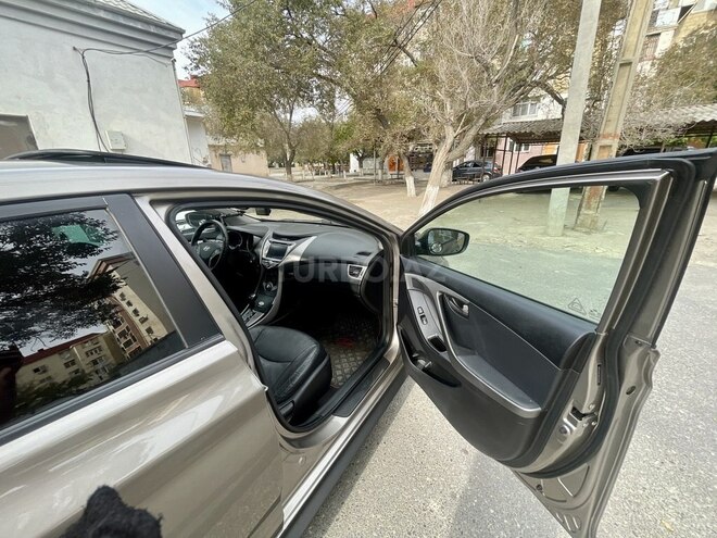 Hyundai Elantra 2012, 197,610 km - 1.8 l - Sumqayıt