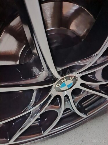 BMW 528-13