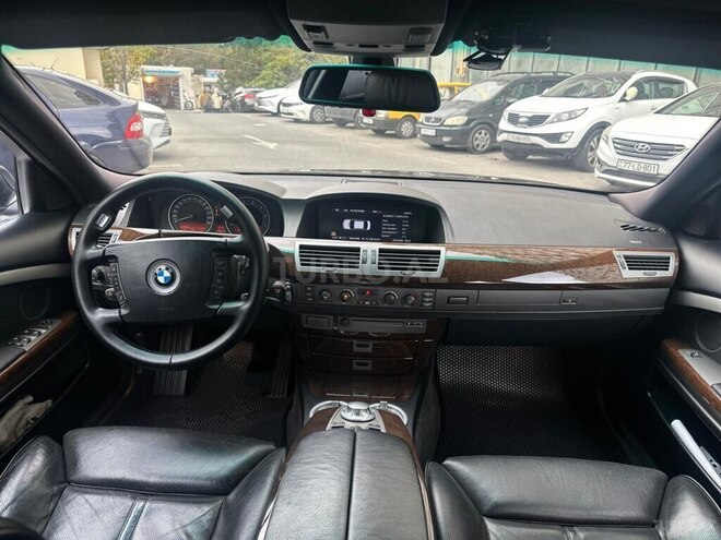 BMW 745 2004, 246,000 km - 4.4 l - Bakı