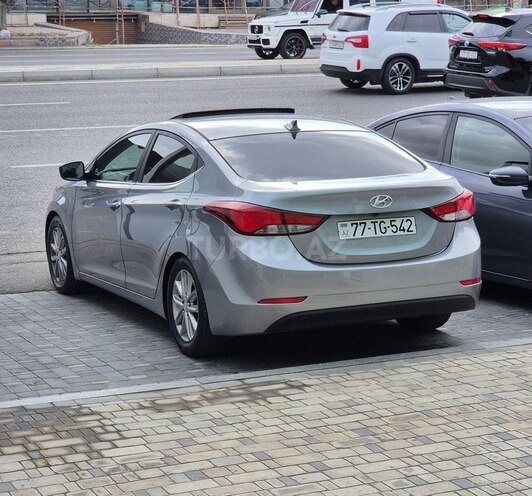 Hyundai Elantra 2015, 214,448 km - 1.8 l - Bakı