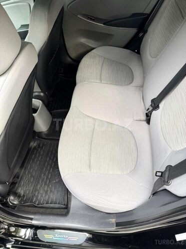Hyundai Accent 2017, 136,794 km - 1.6 l - Bakı