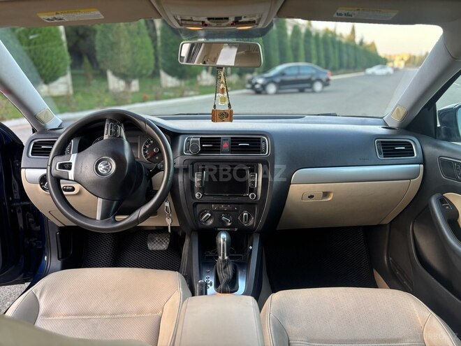 Volkswagen Jetta 2013, 323,478 km - 2.5 l - Gəncə