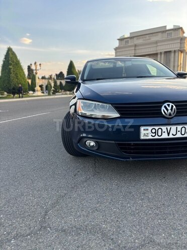 Volkswagen Jetta 2013, 323,478 km - 2.5 l - Gəncə