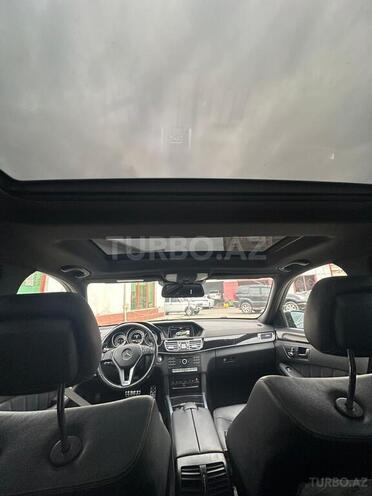 Mercedes E 250 4MATIC 2015, 157,500 km - 2.1 л - Bakı