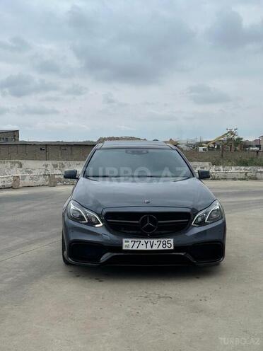 Mercedes E 250 4MATIC 2015, 157,500 km - 2.1 л - Bakı