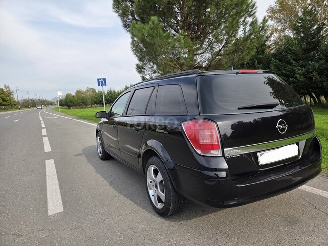Opel Astra 2006, 120,000 km - 1.4 l - Qəbələ
