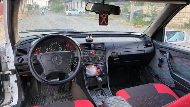 Mercedes C 180 1995, 695,000 km - 1.8 l - Gəncə