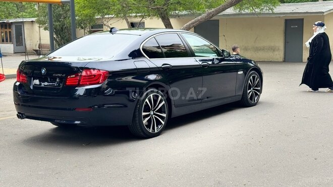 BMW 520 2013, 180,000 km - 2.0 l - Bakı
