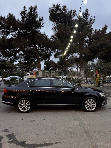 Volkswagen Passat 2011, 335,000 km - 1.8 l - Bakı