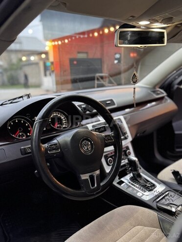 Volkswagen Passat 2011, 335,000 km - 1.8 l - Bakı